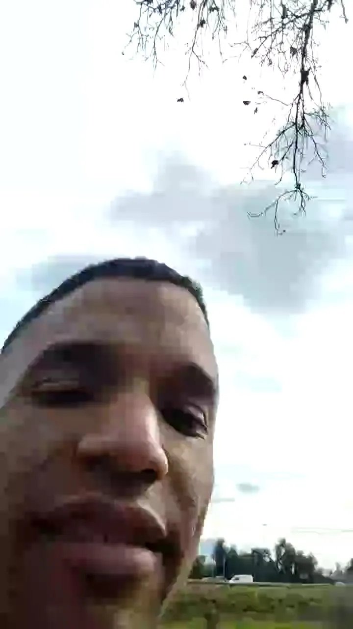 Offline Francopolo23xxl on Cam4