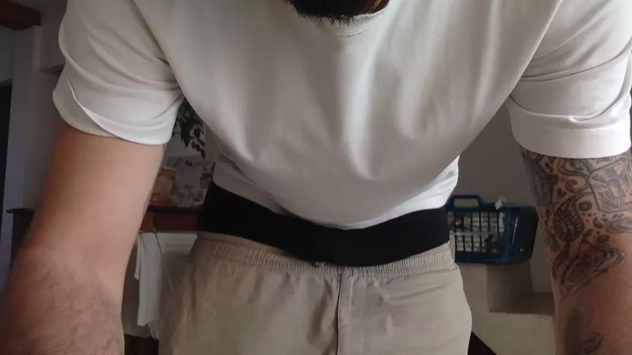 frenchcookerhot on Cam4 