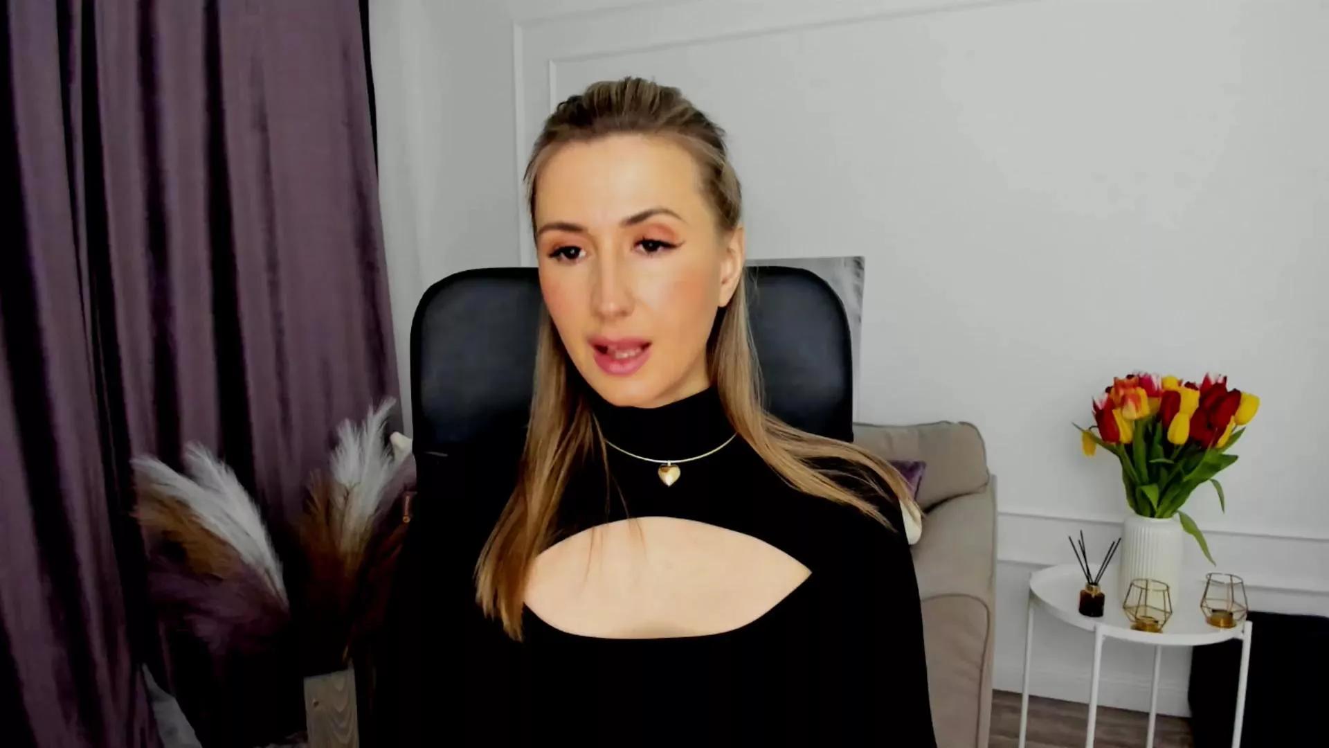 GentleFlowe on Cam4 