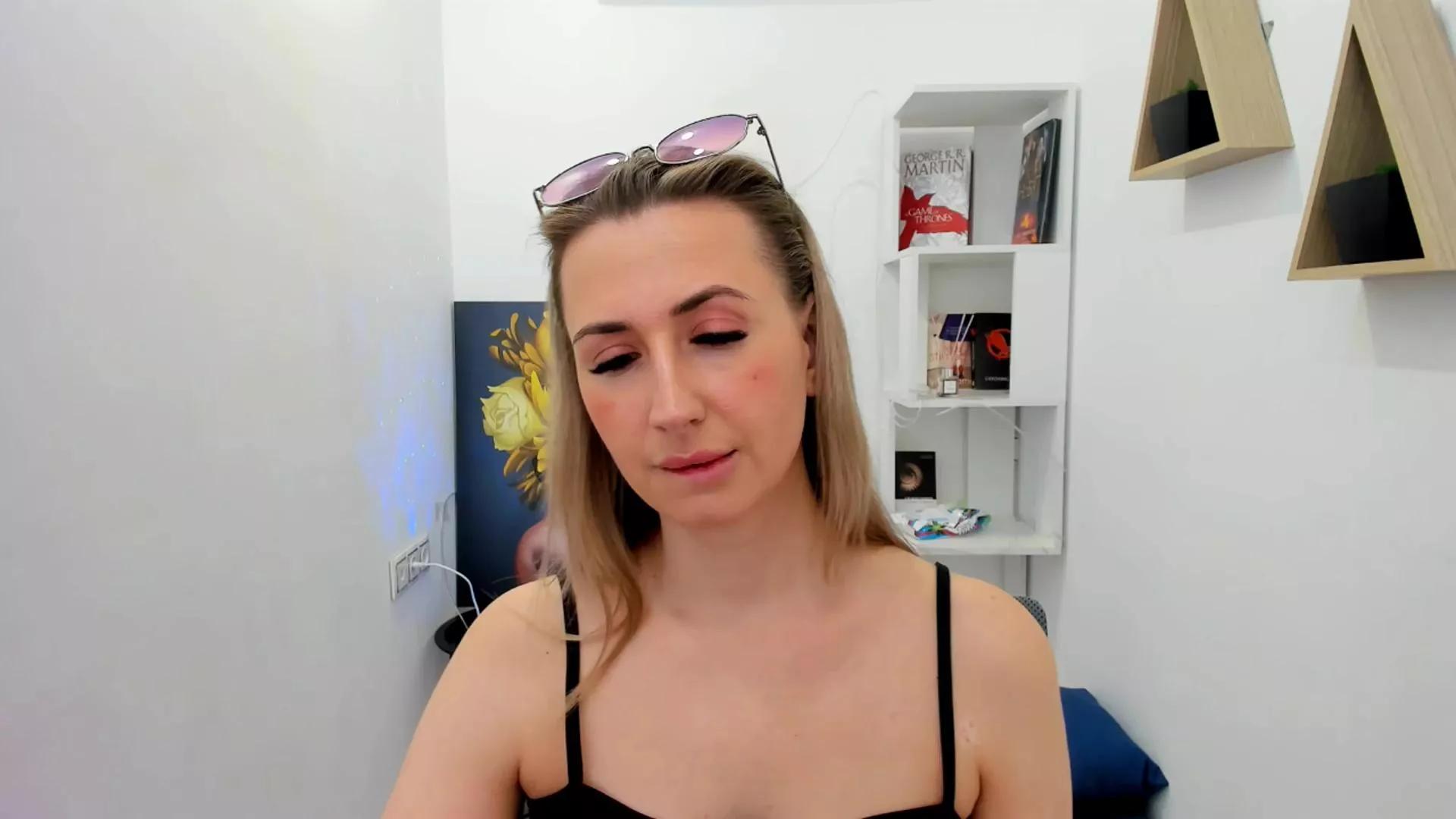 GentleFlowe on Cam4 