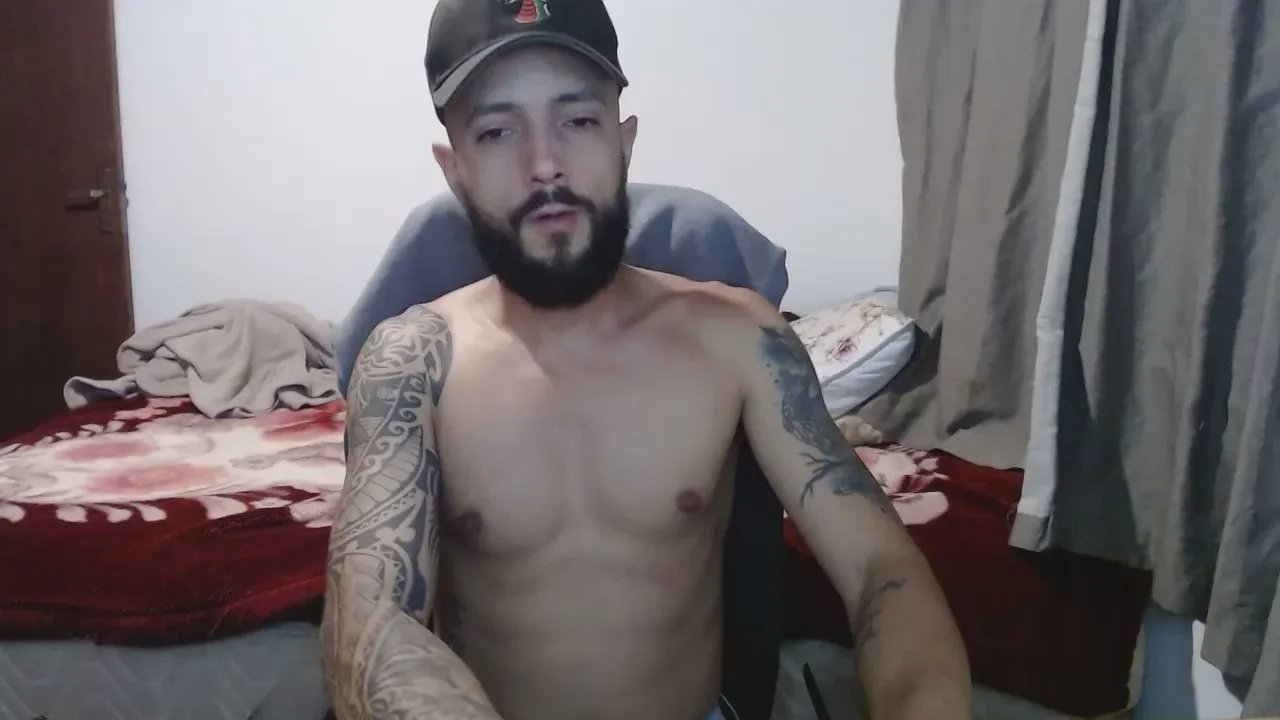 Offline ghusantos30 on Cam4