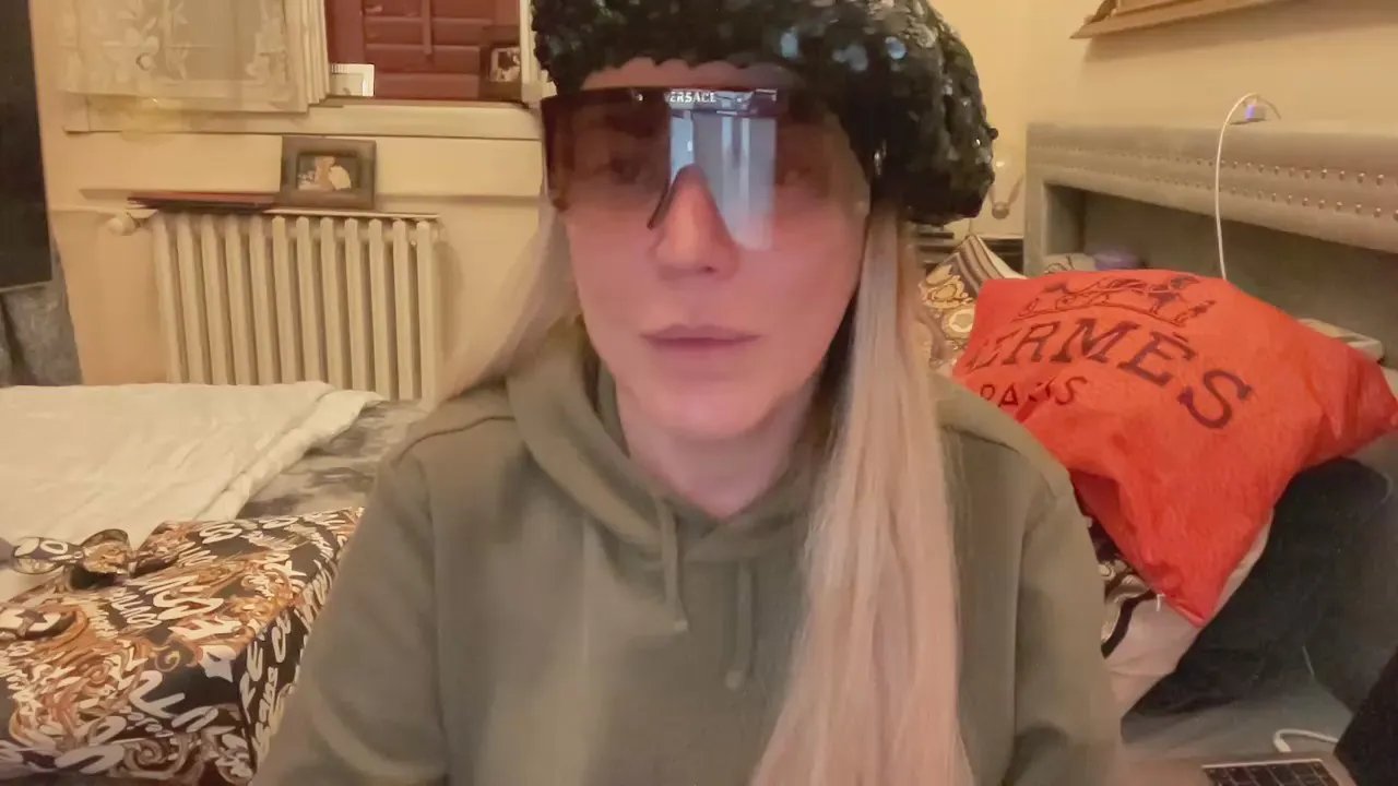 Offline ginevracam4 on Cam4