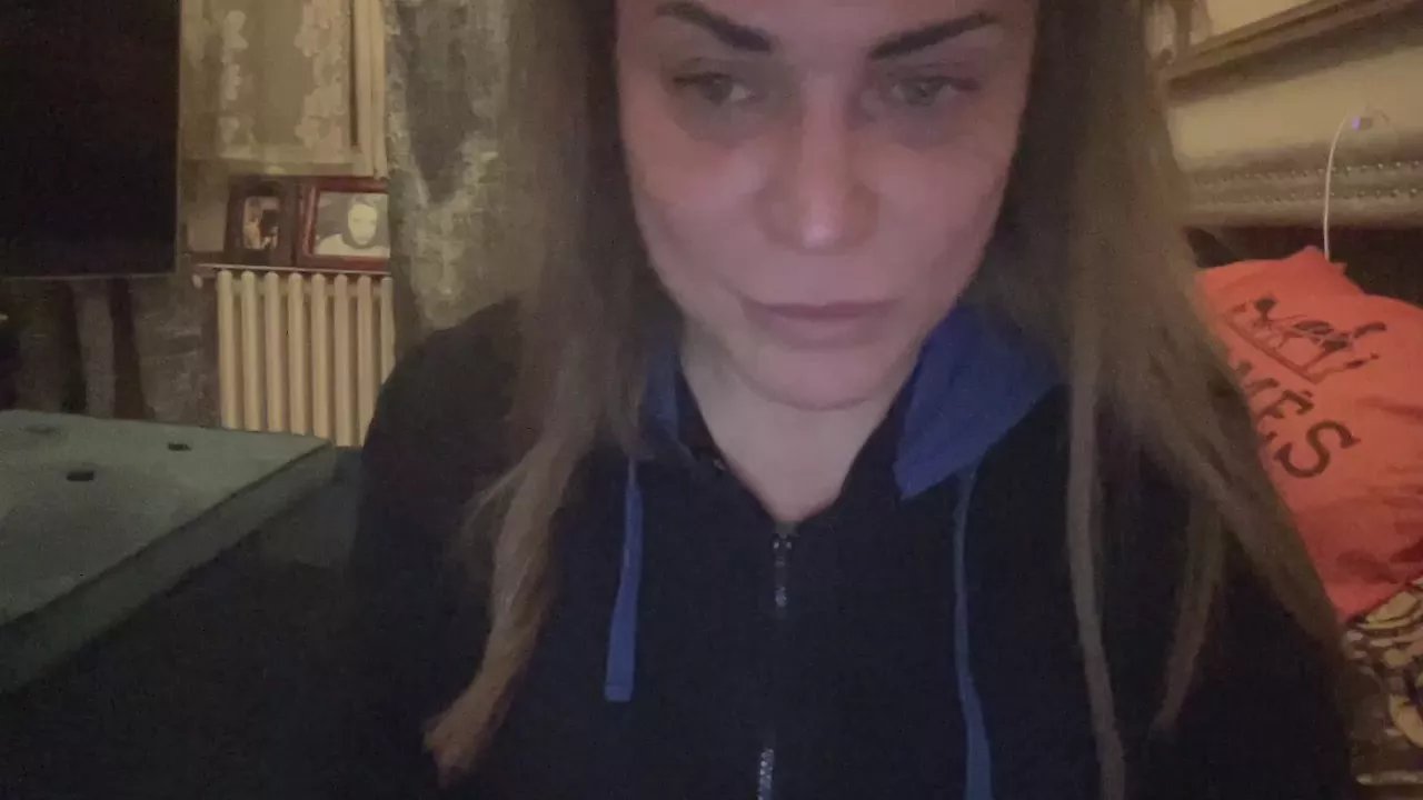 Offline ginevracam4 on Cam4