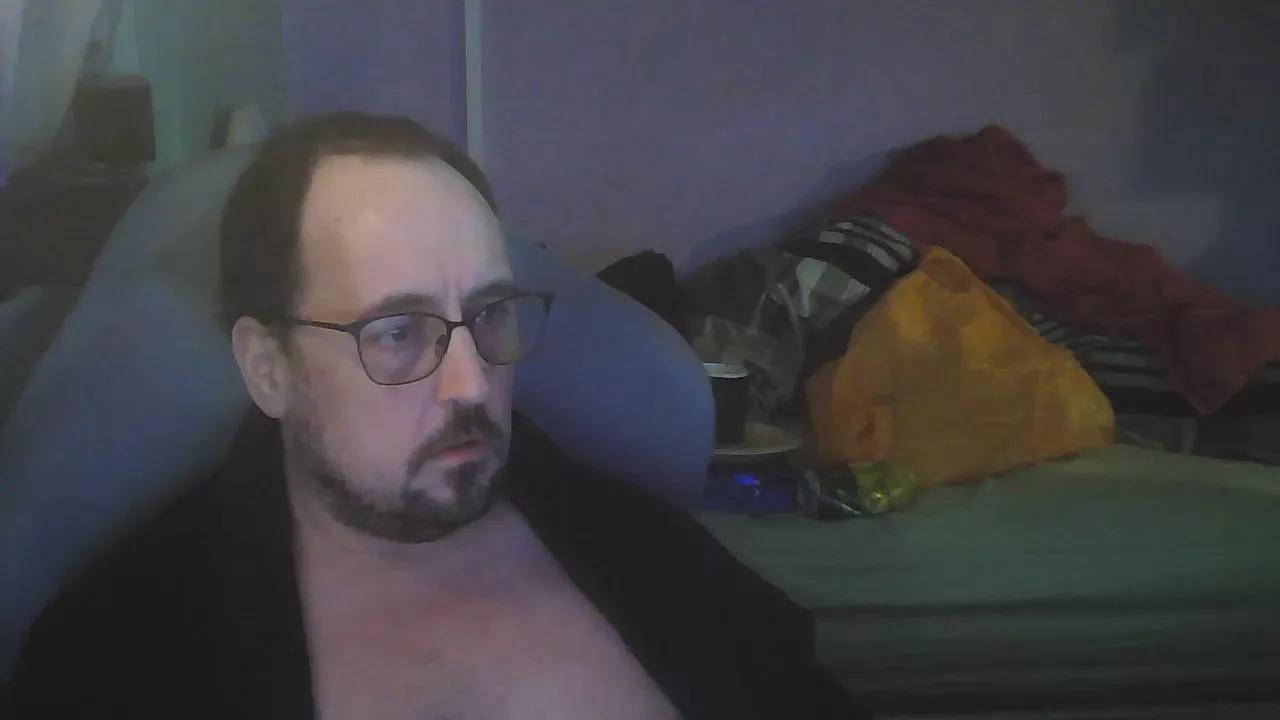 Gizmondo328 on Cam4 