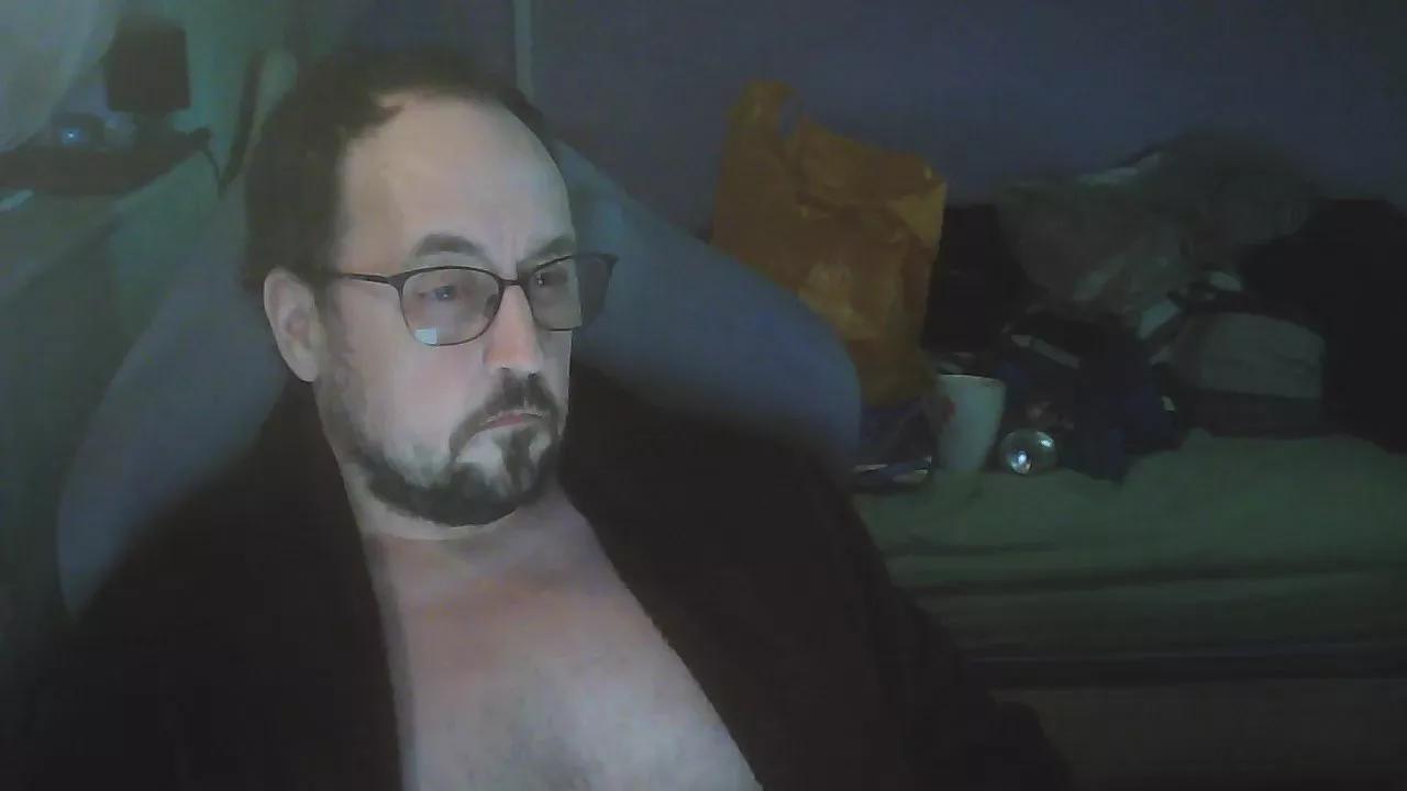 Gizmondo328 on Cam4 