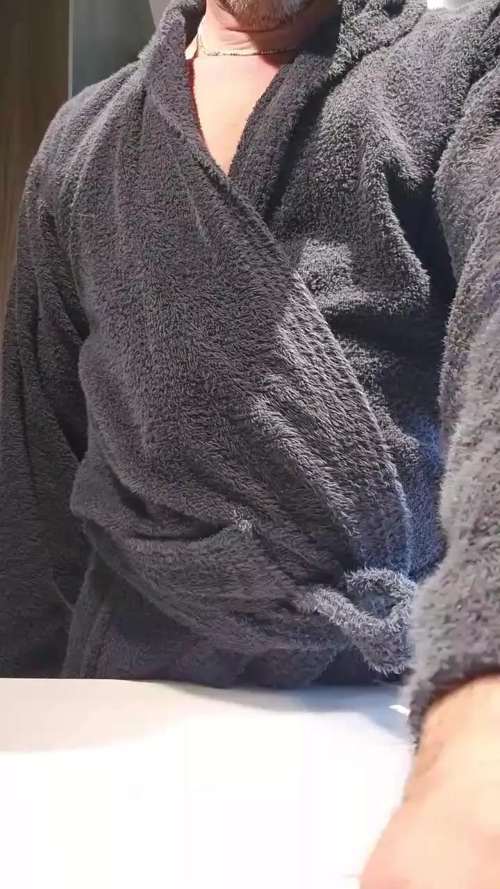 Grey99999 on Cam4 