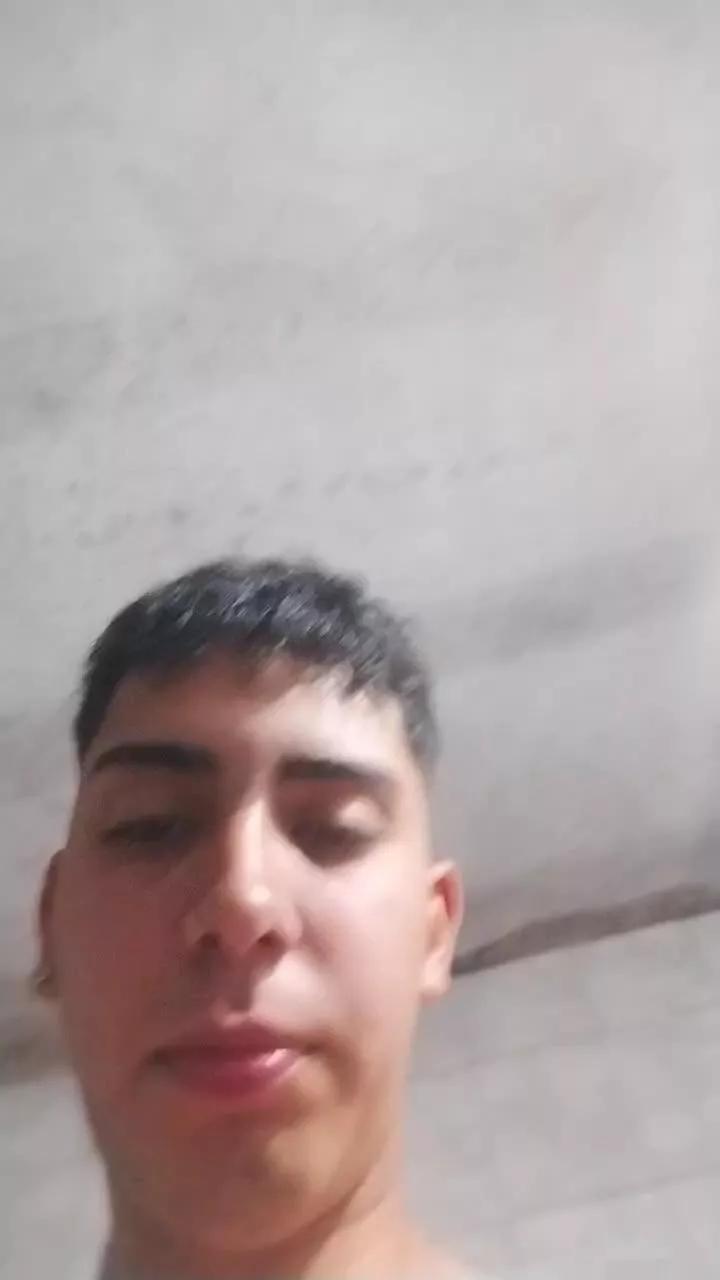 grossofy on Cam4 