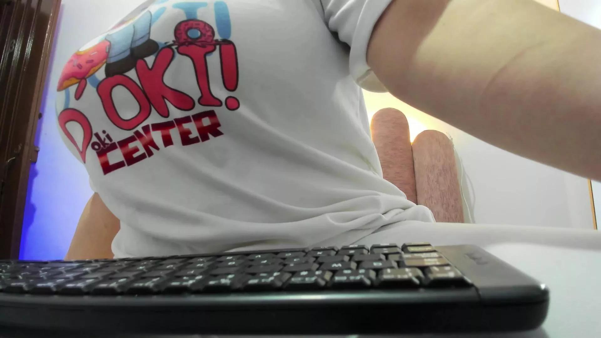 HannaGray22 on Cam4 