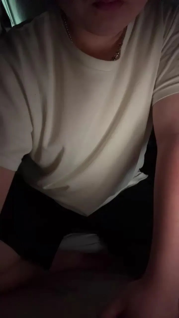 Offline Happyboy708 on Cam4