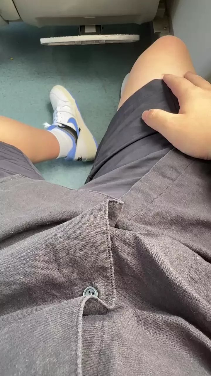 Offline Happyboy708 on Cam4