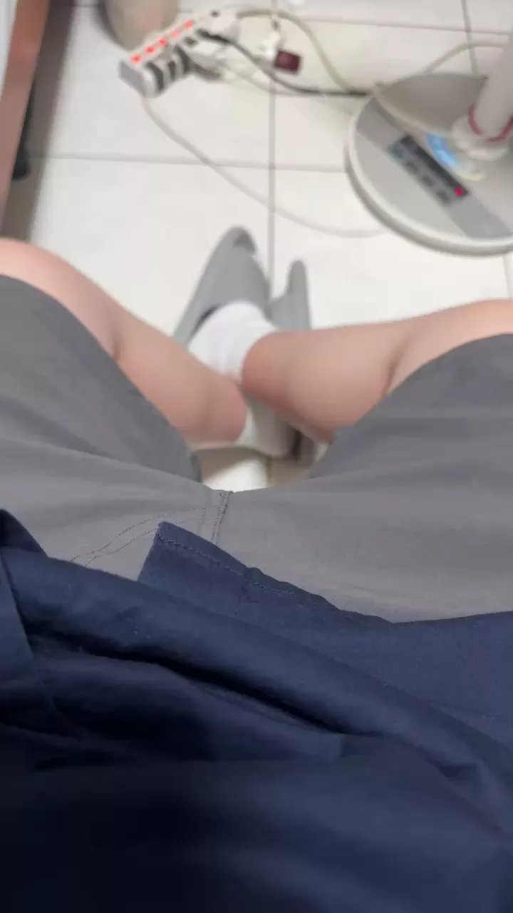 Offline Happyboy708 on Cam4