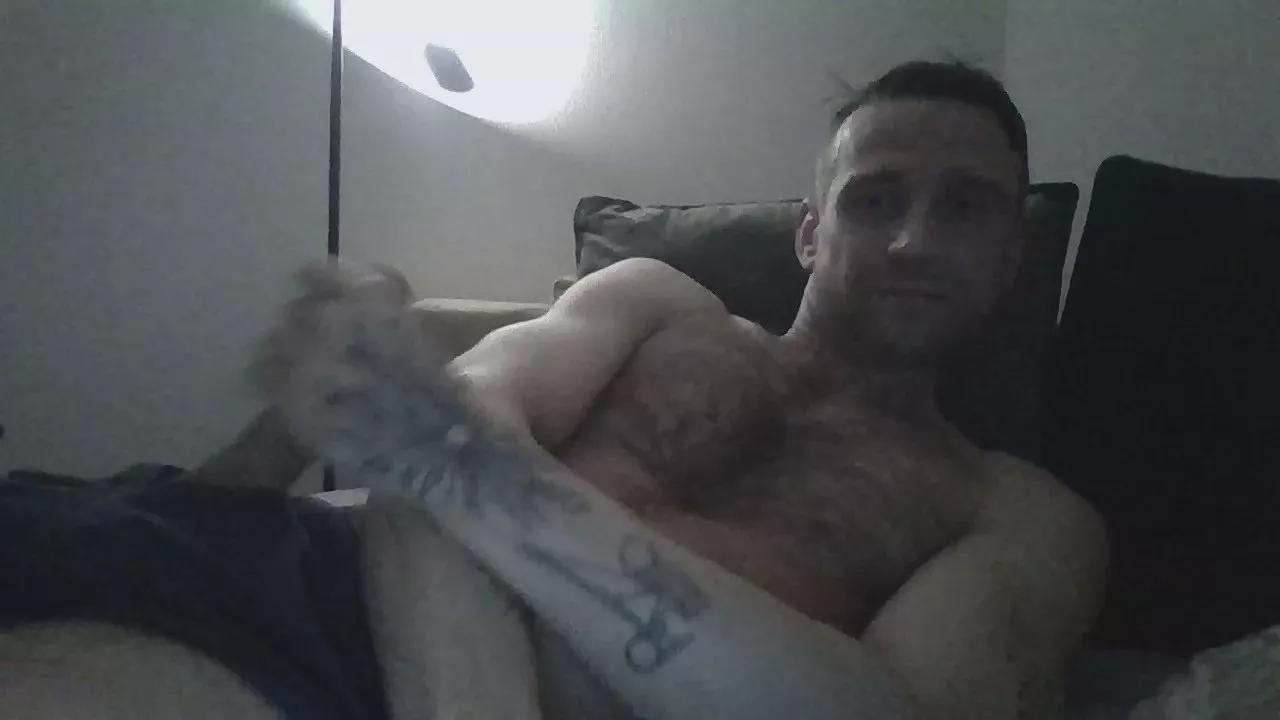 hartdickleon on Cam4 
