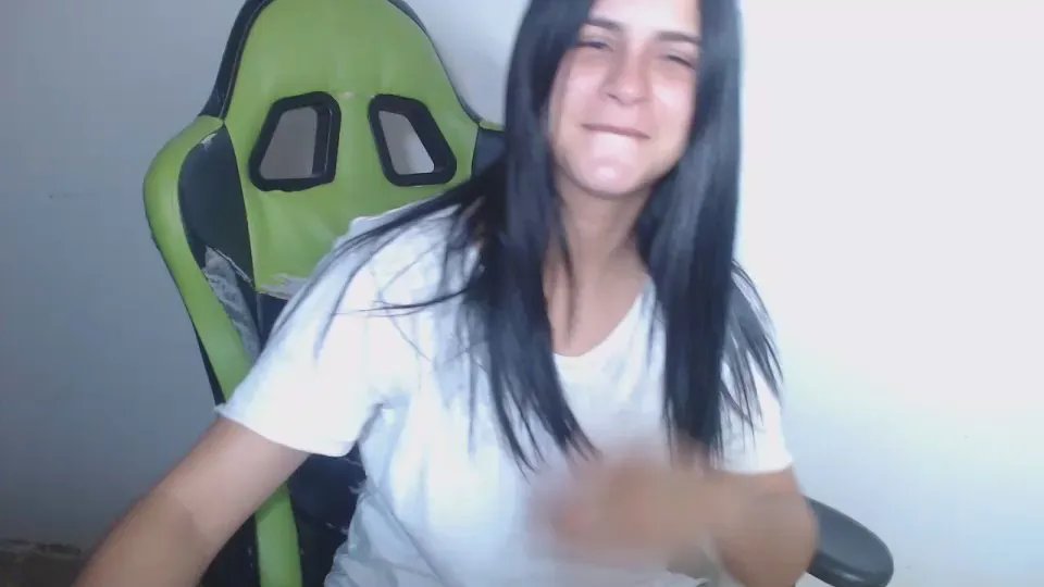 Offline Hotcollege29 on Cam4