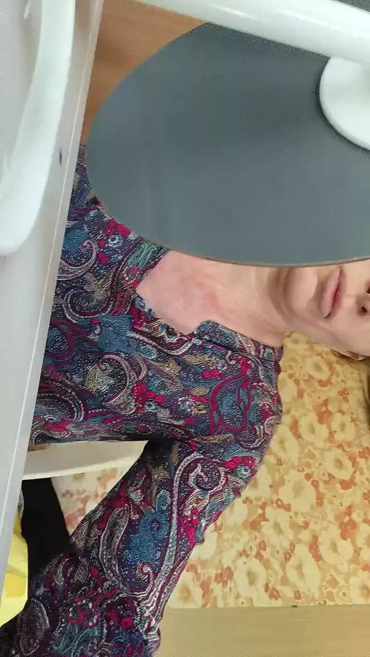 Offline Hotledy69 on Cam4