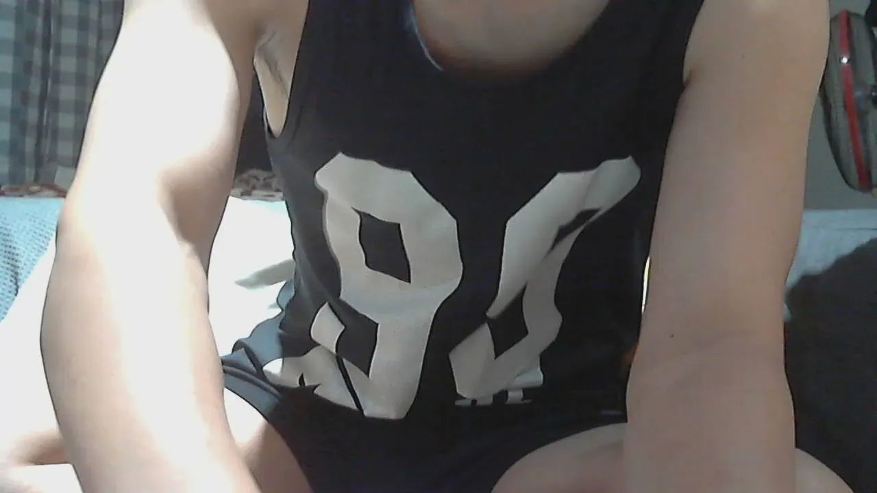 Offline howhow22 on Cam4