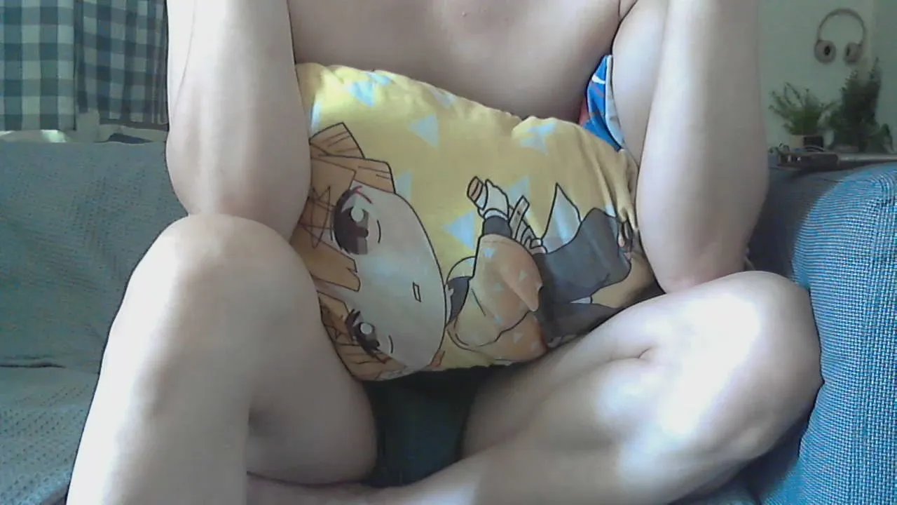 Offline howhow22 on Cam4