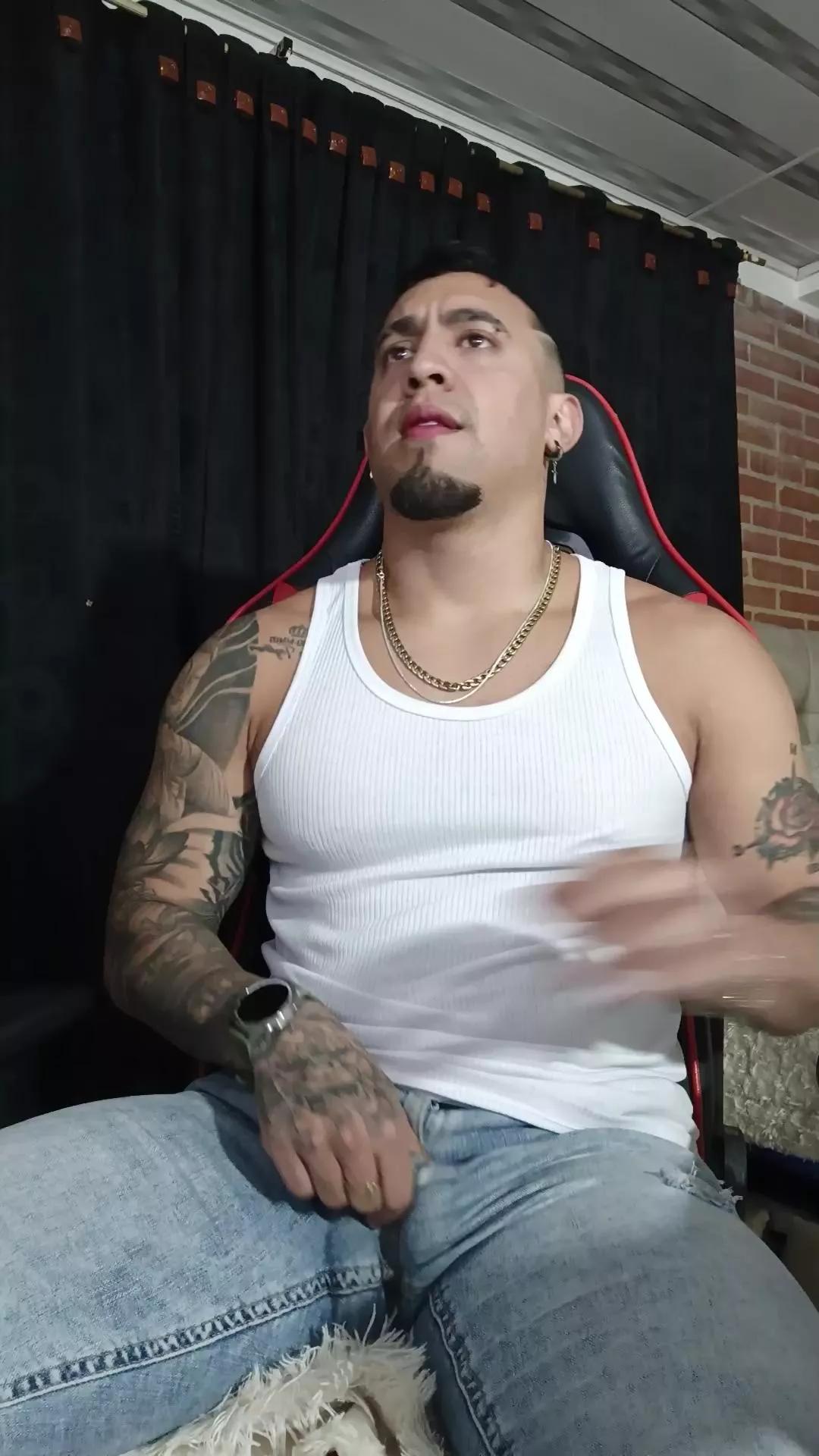 Im_massimo777 on Cam4 