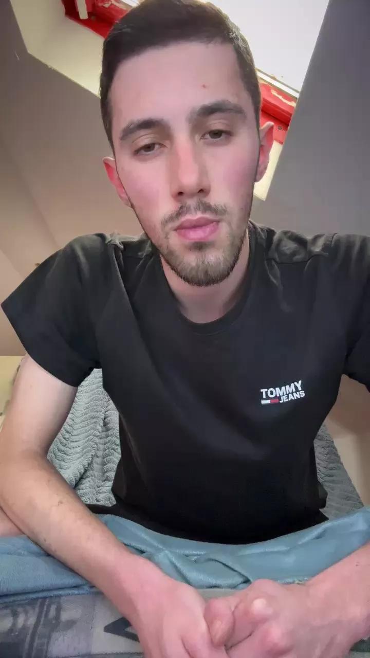 itsValko on Cam4 