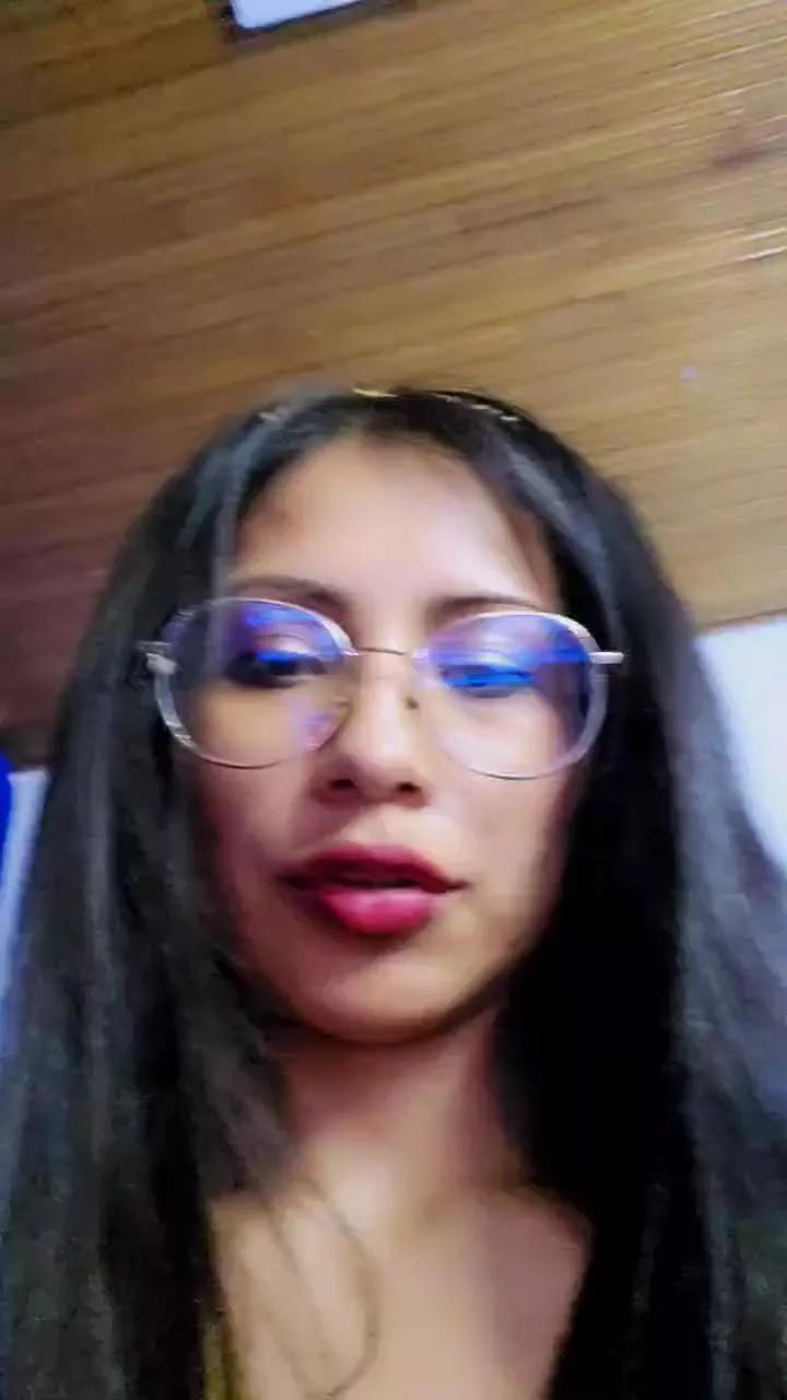 Jade_Zephyra on Cam4 