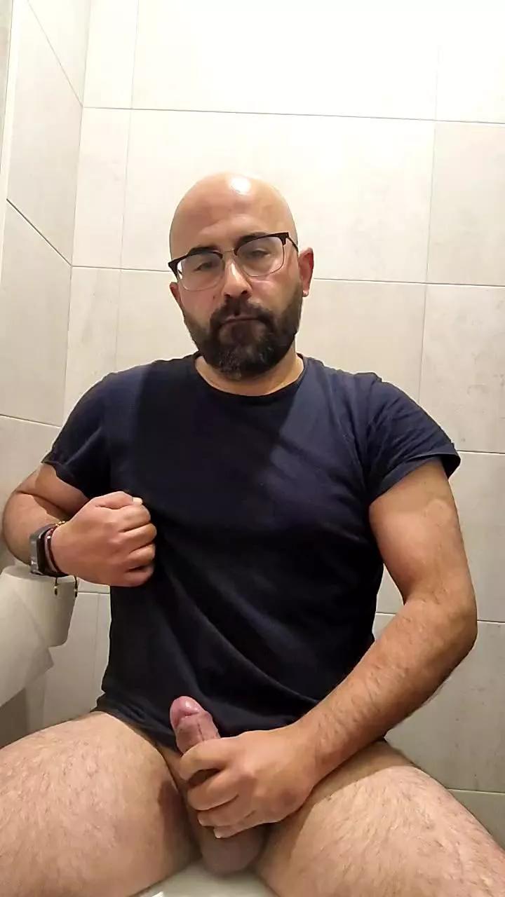javierlc863 on Cam4 