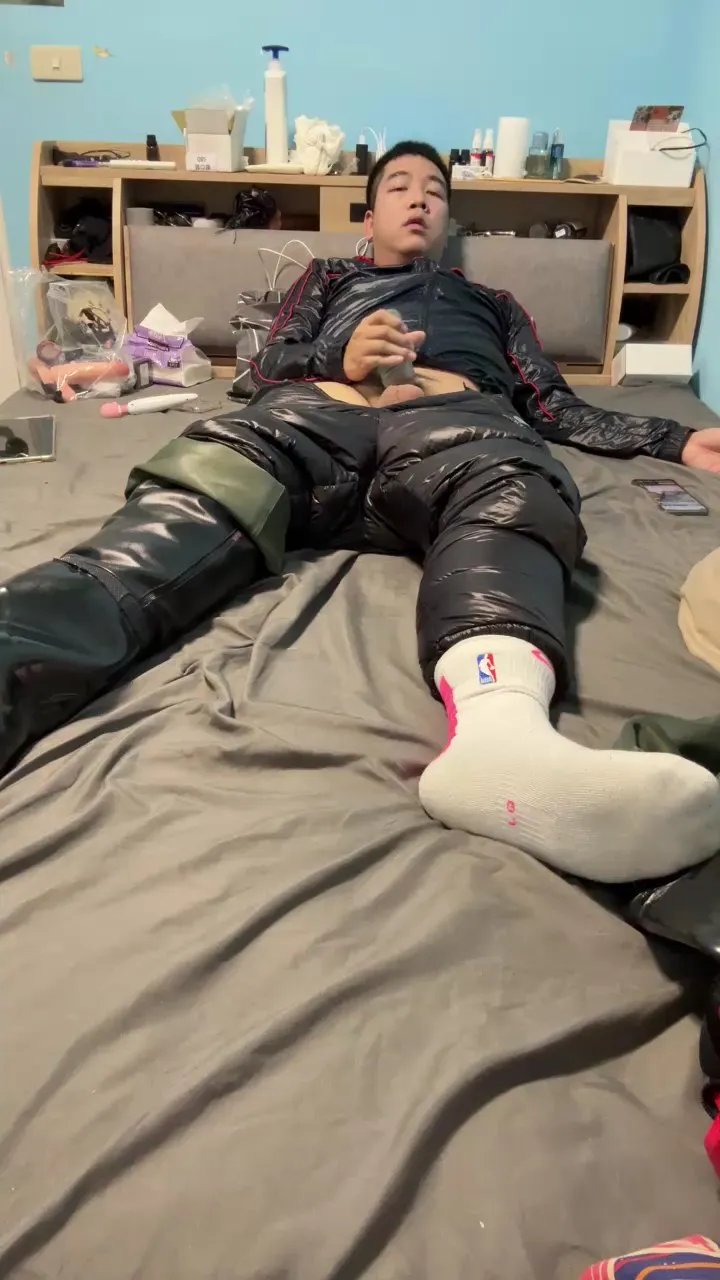 Offline Jay345678 on Cam4