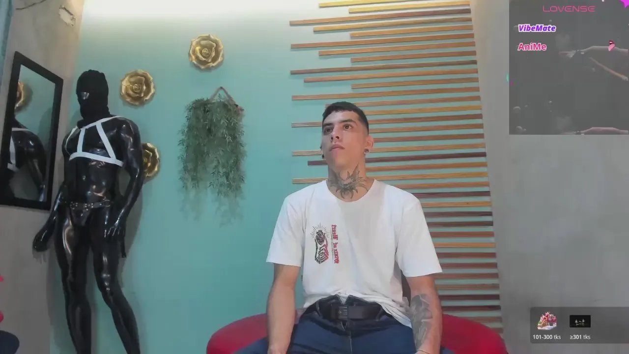 Offline jharol_cardona on Cam4