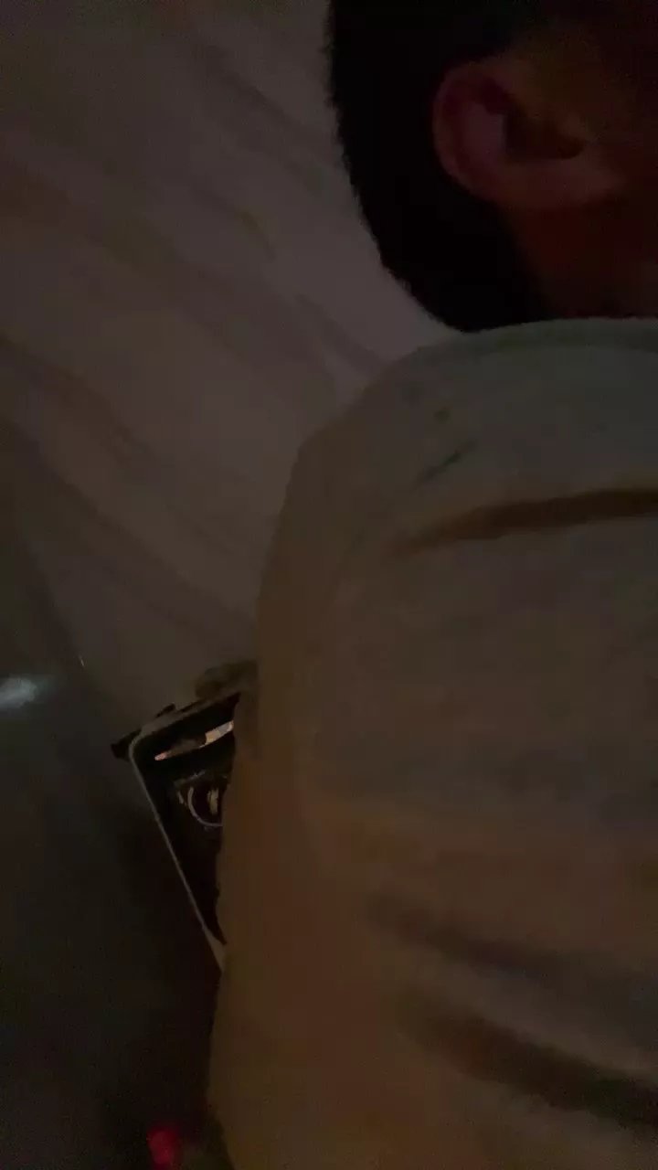 Offline jn832 on Cam4