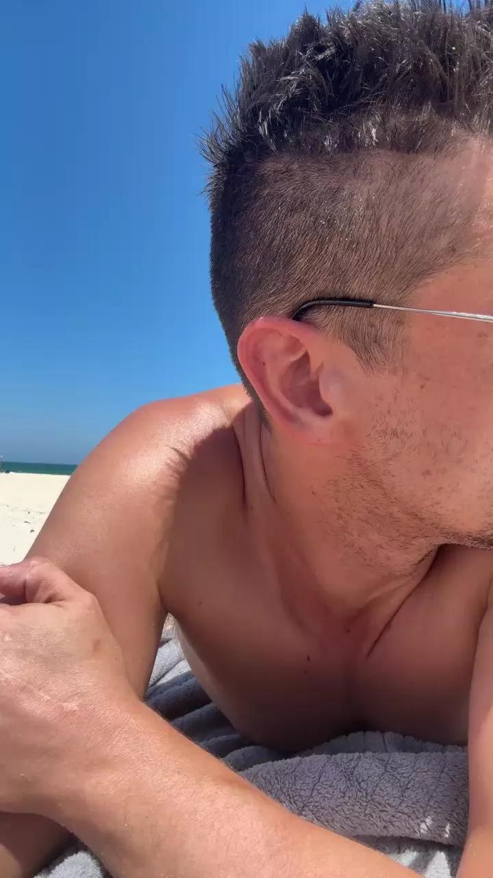 jonjonespwns on Cam4 