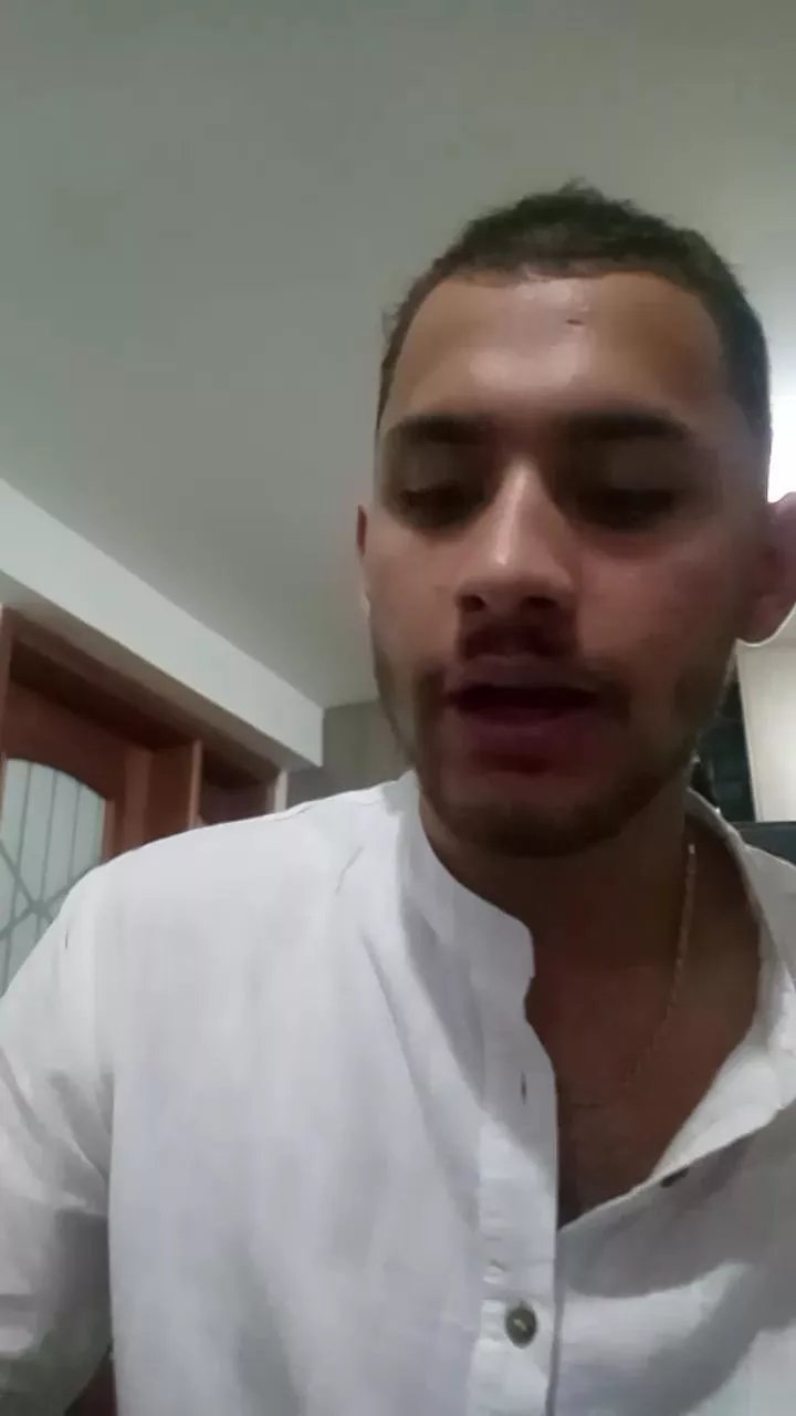 Offline jorgeeeeeeeeee on Cam4