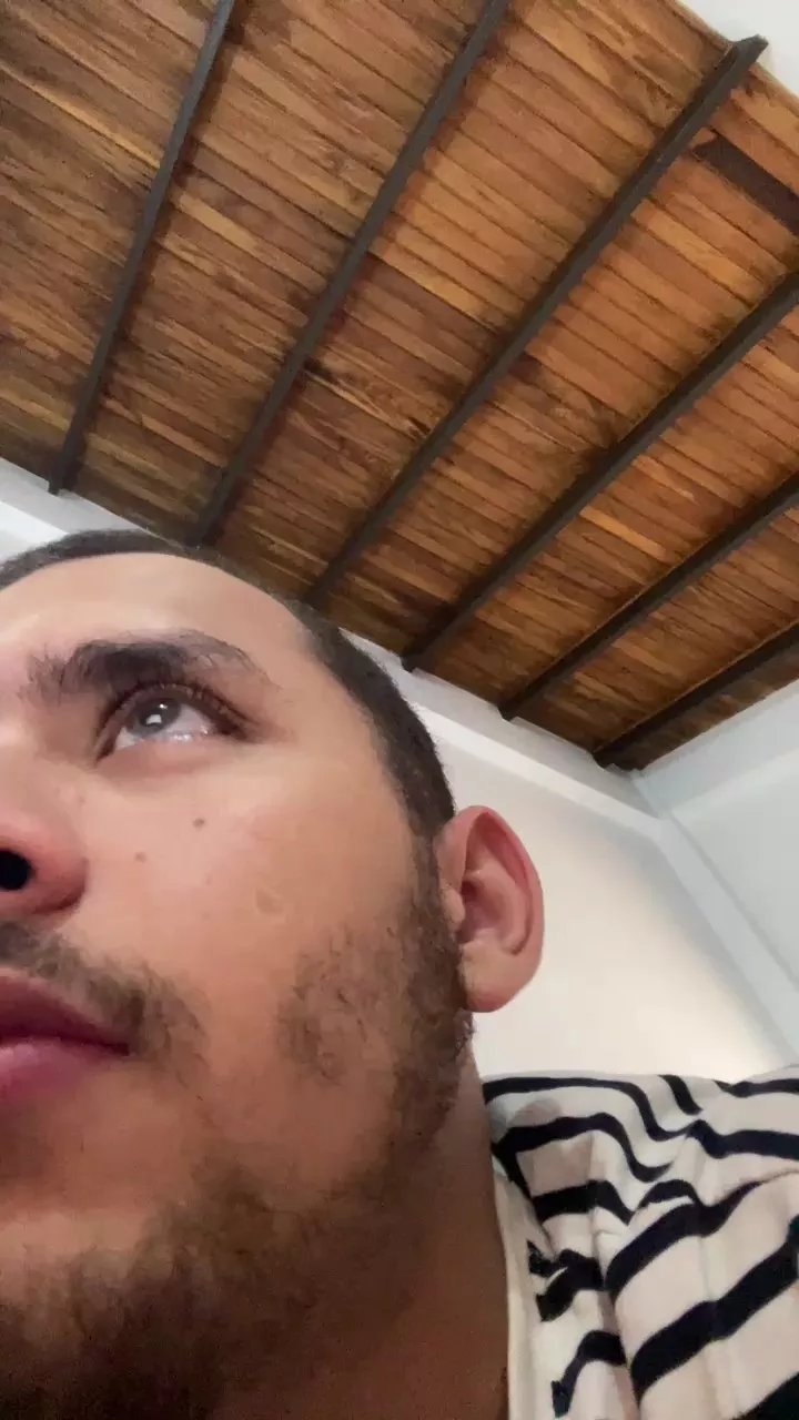 Offline jorgeeeeeeeeee on Cam4