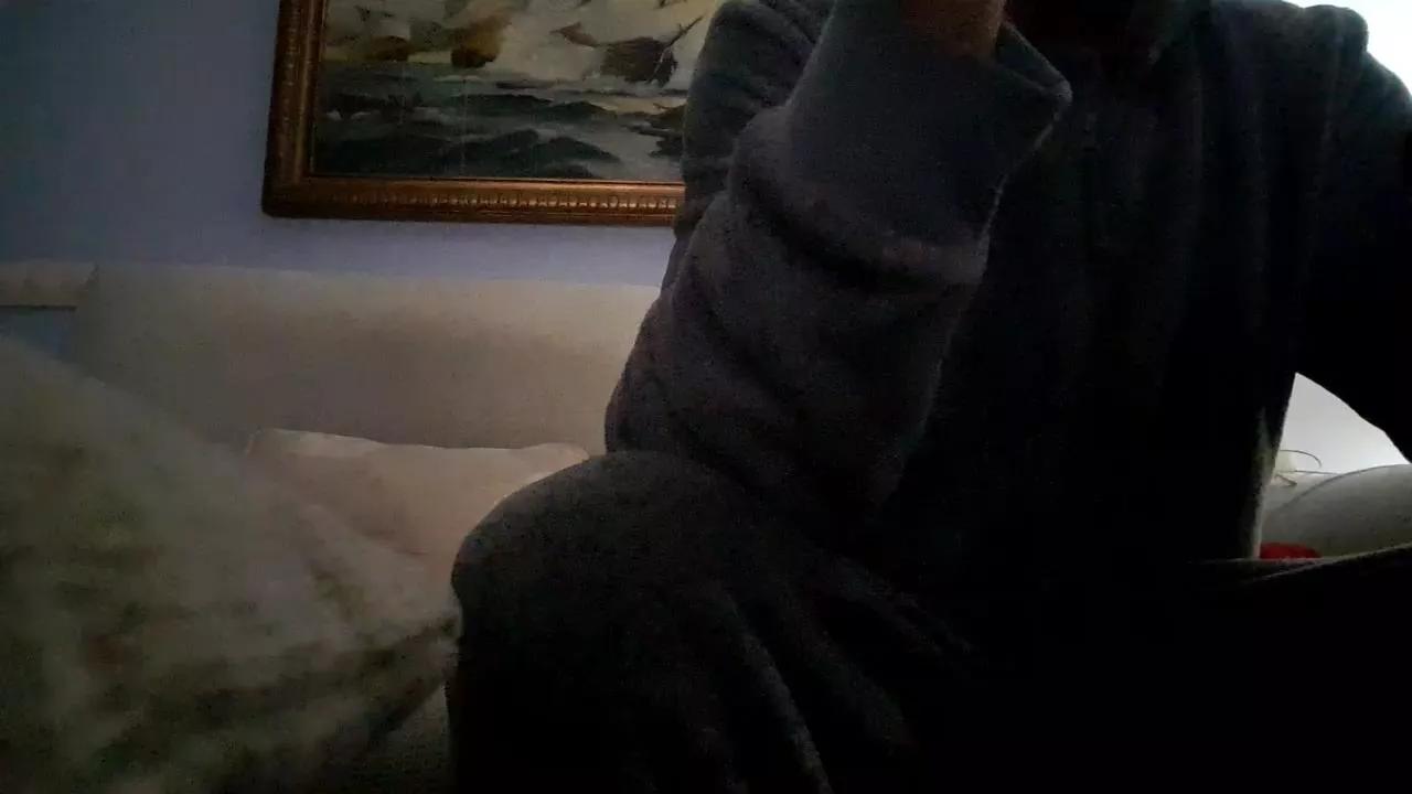 jovenxmadur5 on Cam4 