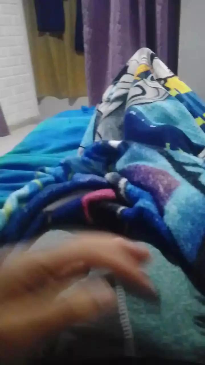 juan7437_hot on Cam4 