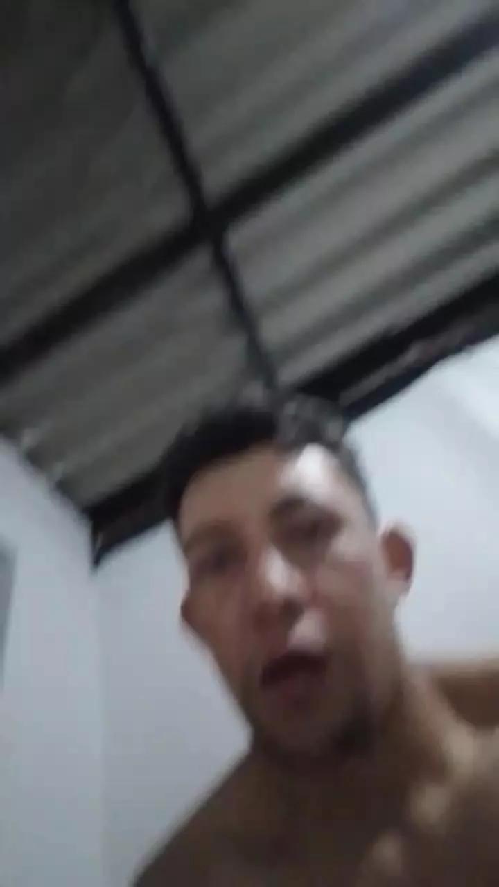 juan7437_hot on Cam4 