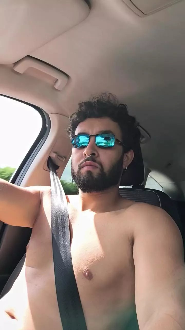 Offline Kalio on Cam4