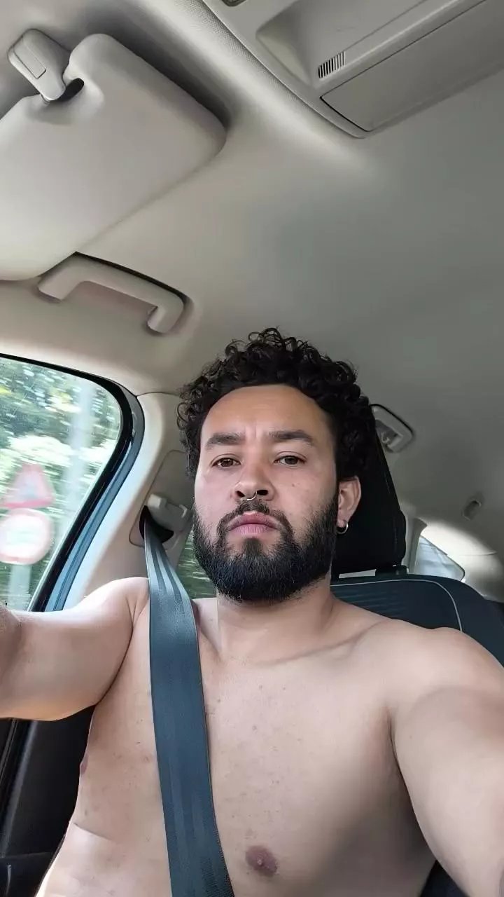 Offline Kalio on Cam4