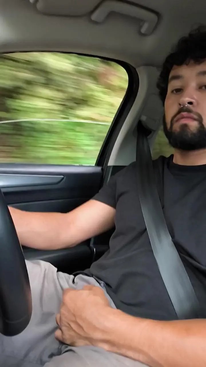 Offline Kalio on Cam4