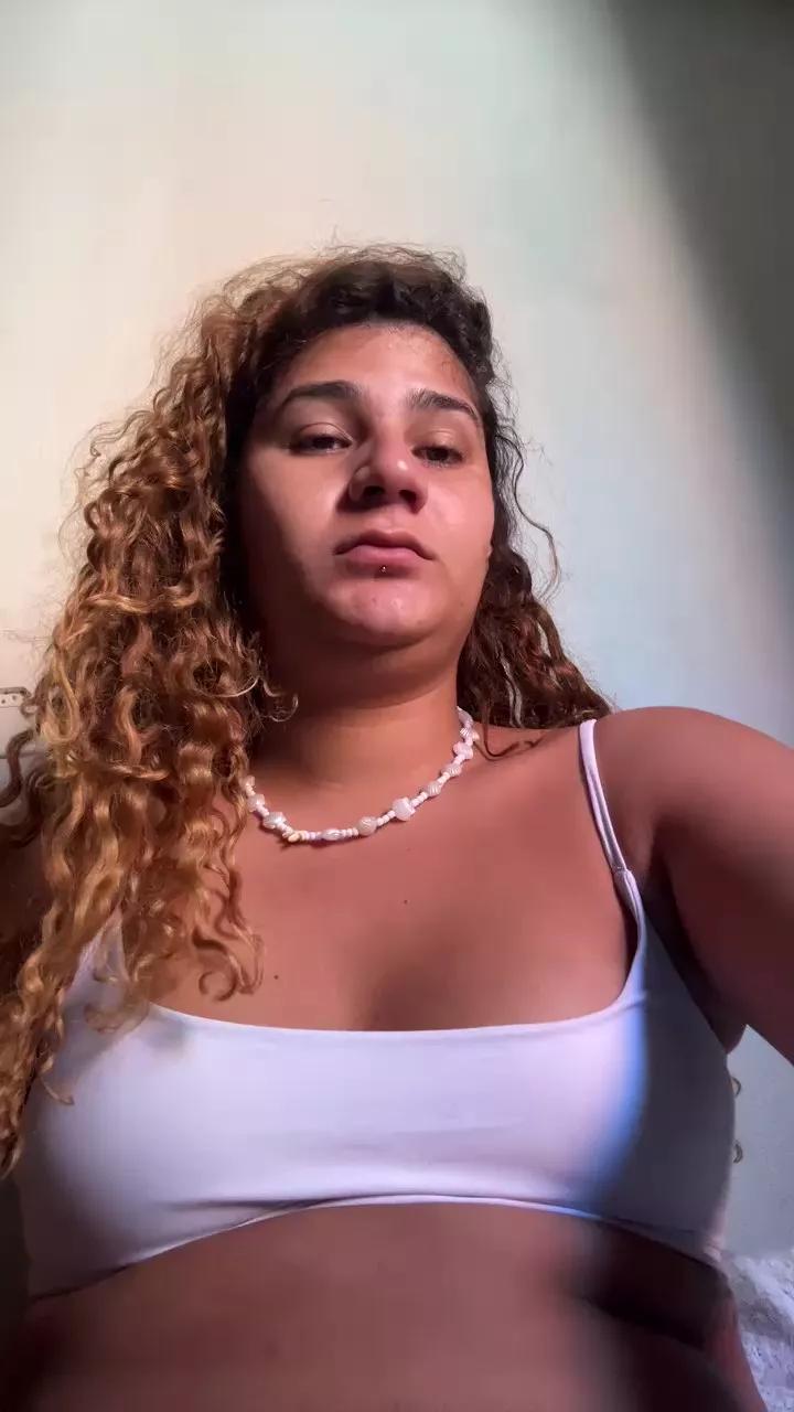 KauAyra on Cam4 