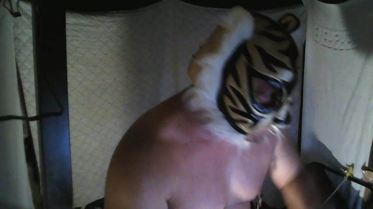ken_mass on Cam4 