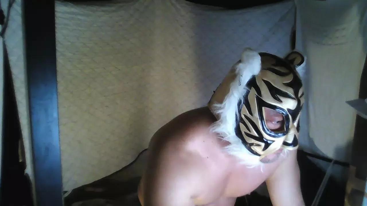 ken_mass on Cam4 