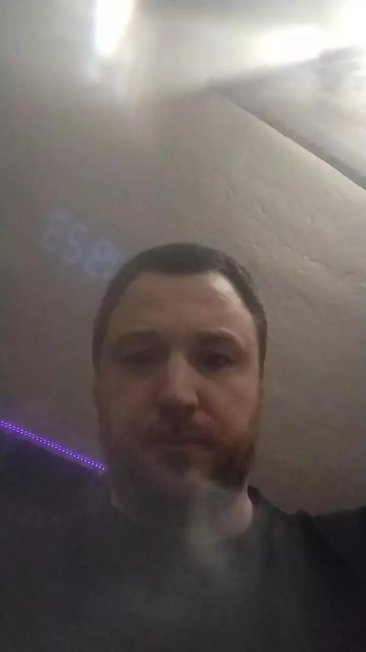 kingMaxxxClouds on Cam4 