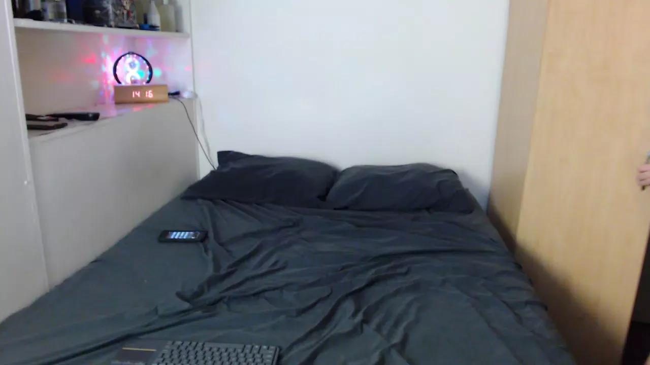 KissraChick on Cam4 