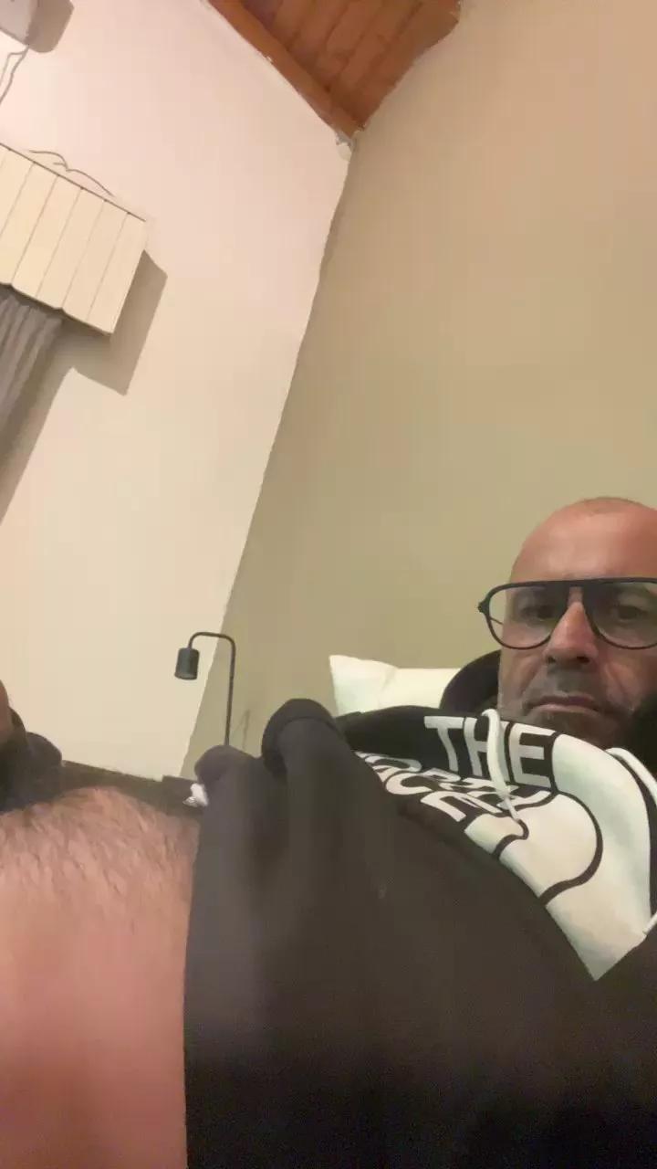 Lago22 on Cam4 