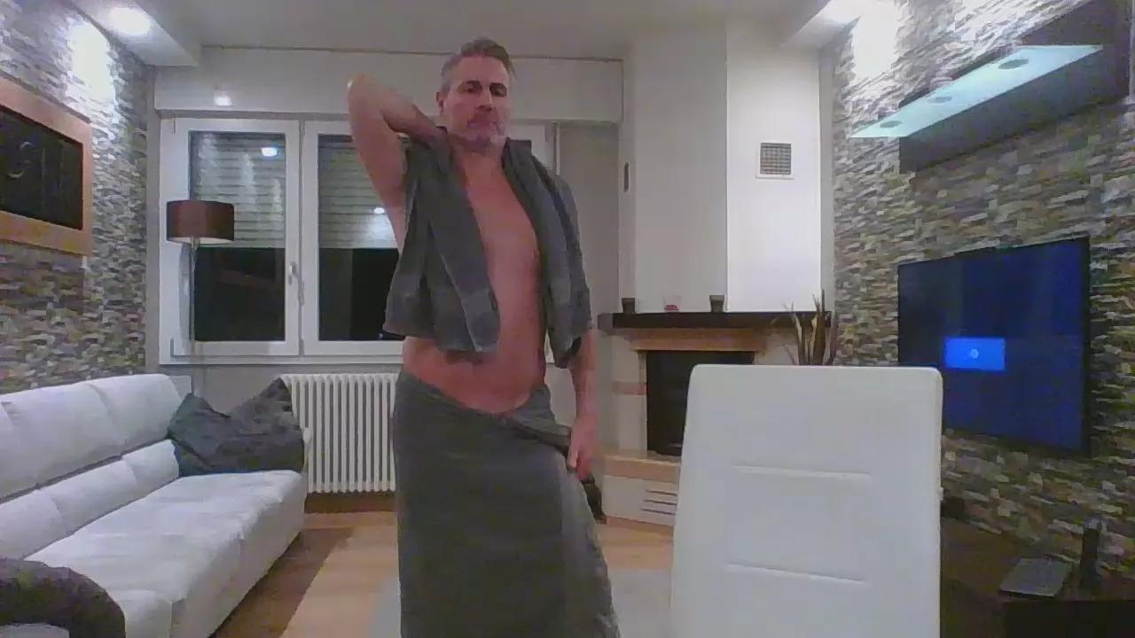 Lalas71 on Cam4 