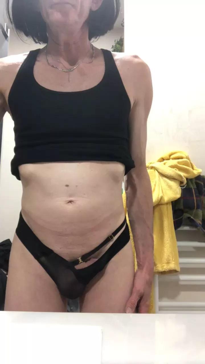 LAURA1717 on Cam4 
