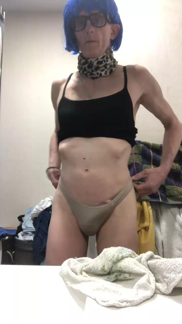 LAURA1717 on Cam4 
