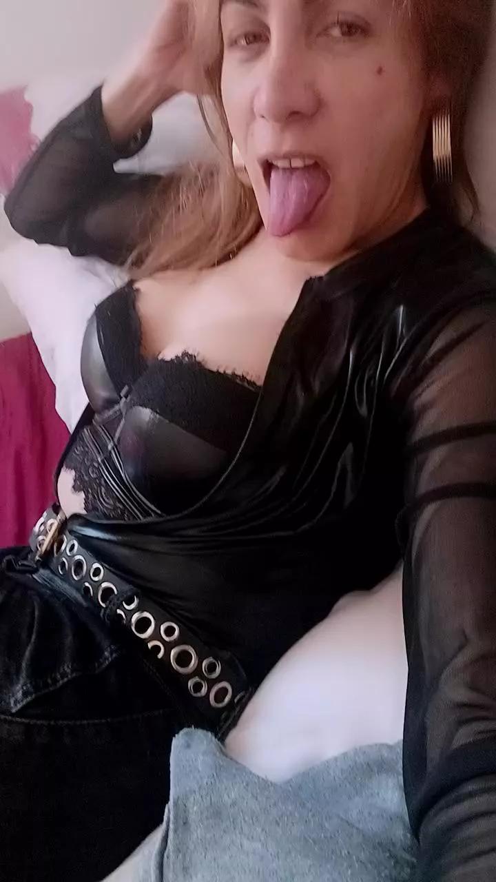 laura3403 on Cam4 
