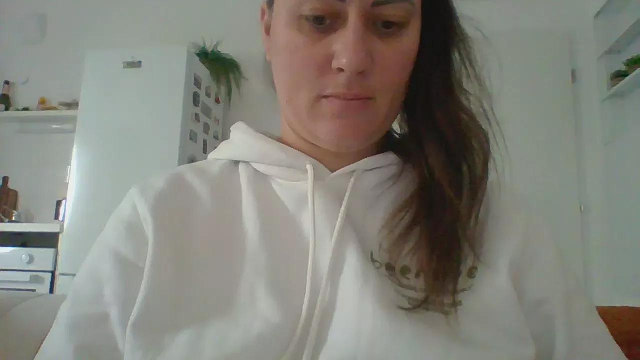 Lauracamc on Cam4 