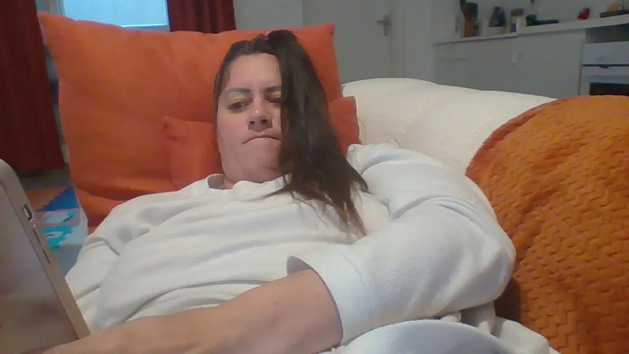Lauracamc on Cam4 