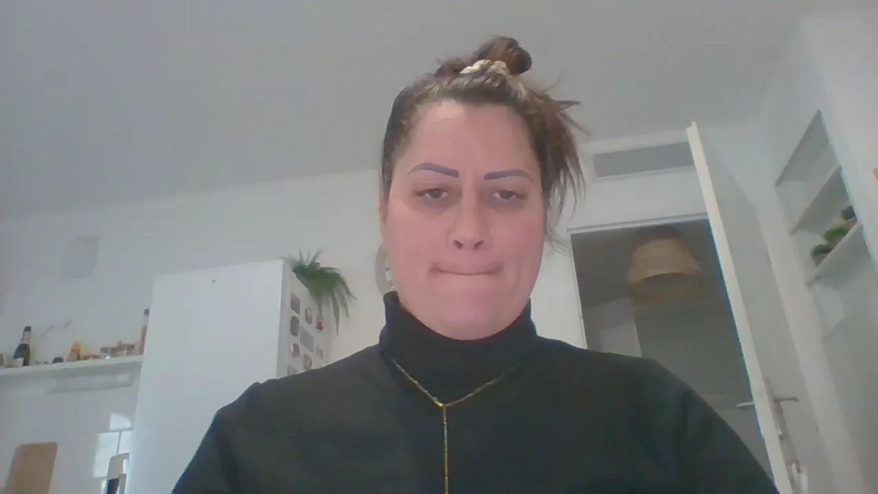 Lauracamc on Cam4 