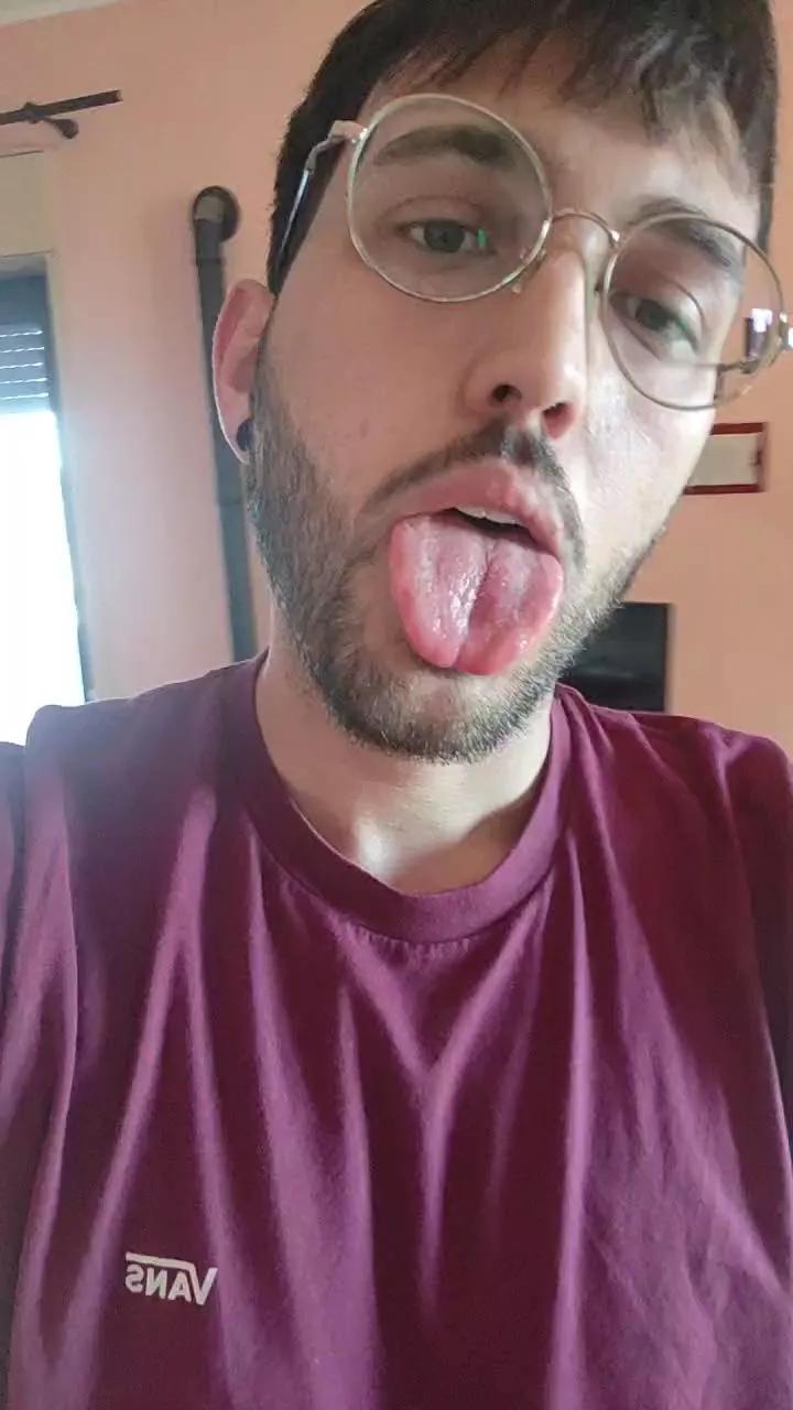 Leoo2727 on Cam4 